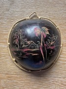 Ręcznie zdobiona miska- łupina orzecha kokosowego 1970 - Holguín Kuba 