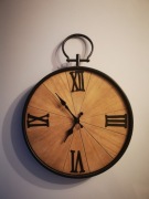 Piękny zegar ścienny 