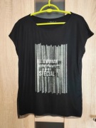587. Czarna koszulka t-shirt damski rozmiar S