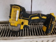 Zakretarka DeWalt dcf899 18v