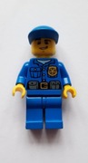 LEGO FIGURKA - cty0454 Policjant City
