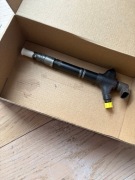 wtryskiwacz orginalny bosch 23670-26060 Denso Toyota Rav 4