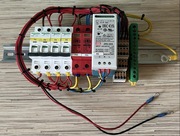 Prefabrykowany zasilacz 230VAC/3x12VDC z obwodem akumulatora, na szynie DIN
