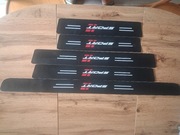 Naklejki na progi samochodowe -uniwersalne 