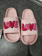Walentynki Nowe piankowe klapki damskie LOVE - rozm. 38
