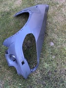 Błotnik przedni prawy BMW e70 - uszkodzony