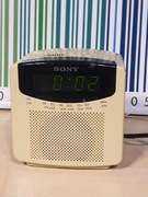Radiobudzik fm  SONY ICF-102 vintage 