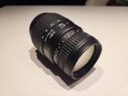 Obiektyw Sigma 70-300 mm 1: 4-5.6 D DL MACRO SUPER czarny