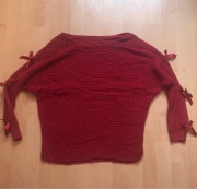 Czerwony sweter damski z kokardką biust 120 uniwersalny