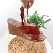 Sandały na koturnie 42 eleganckie bordowe Kiabi