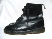 Dr. Martens made in England 1460