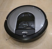 Roomba i7  - iRobot - stan BDB, komplet!