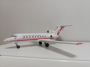 Model kartonowy samolot duży Polska Jak-40 prezydencki Bor policja 1:50