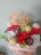 Dzień Kobiet, wieczne róże ze wstążki satynowej 