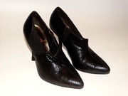 _M&Co_Fajne czarne  półbuty do pracy_R.37_!!