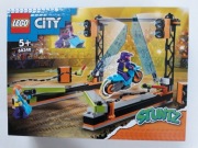 LEGO City 60340 Wyzwanie kaskaderskie ostrze