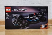 Klocki LEGO TECHNIC 42165 Mercedes AMG F1 Pull-Back (NOWE)