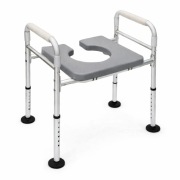 To krzesełko stołek toaletowy i prysznicowy.