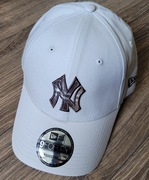 czapka z daszkiem New Era 9Forty New York Yankees MLB beżowa logo
