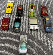 Zestaw samochodzików Hot Wheels