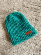 Ciepła turkusowa czapka z wełną Merino handmade