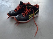 Buty do siatkówki Asics Netburner Ballistic 40 roz