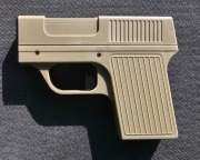 Pistolet/Papierośnica/Zapalniczka. Kolor Tan.