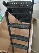 Drabinka 3 stopniowa do włazu na strych.