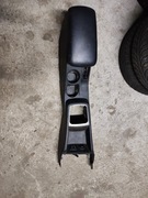 Tunel z podłokietnikiem. KIA CEED