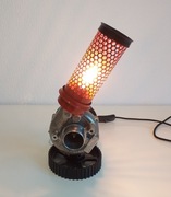 Lampa stołowa. Industrialny styl. Rękodzieło 