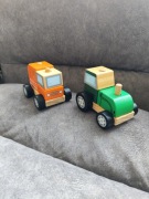 TREFL drewniany traktor oraz śmieciarka stan bardzo dobry.