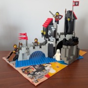 Lego 6075 Twierdza na wyspie Ludzi Wilka