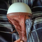 Kask Orzeszek z epoki PRL-u  