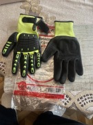 Rękawice robocze antyprzepięciowa