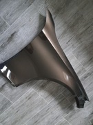 Blotnik prawy W205 kolor 796 ładny Mercedes C klasa