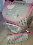 Plecak szary usztywniany kl.1-3 gratis piórnik