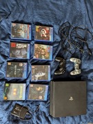 Konsola PS4 Pro + 2 pady + 8 gier + dysk 2 TB