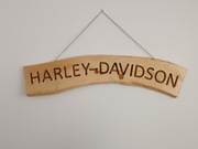 "Wolność i Styl na Twojej Ścianie – Deska Harley-Davidson"