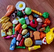 zestaw kuchenka naczynia jedzenie