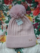 Czapka damska z pomponem 