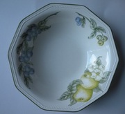 ANGIELSKA SALATERKA W BORÓWKI I PIGWY - CHURCHILL