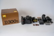 Nikon D300S body, 2xEN-EL3e, 2x Sandisk Extreme