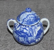 Japońska porcelanowa cukiernica