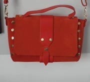 WŁOSKA LISTONOSZKA KUFEREK A5 VERA PELLE CZERWONA