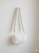 Hit! Biała Puszysta Torebka Bagietka Futrzana