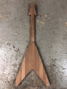 Klejonka neck thru body mahoń sapeli Flying V 