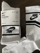 Długie skarpetki Nike 34-38