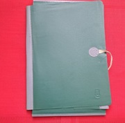 Wiązana teczka na dokumenty z PRL Świt Warszawa