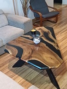 Stolik kawowy z żywicy epoksydowej 