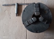 Uchwyt tokarski trójszczękowy 200